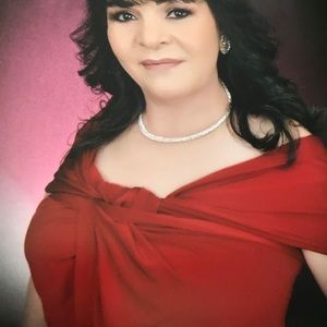 Meet your Posher, Consuelo